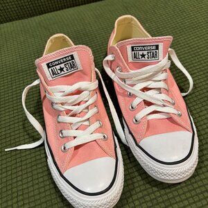 Converse Sneakers Women's New without tags